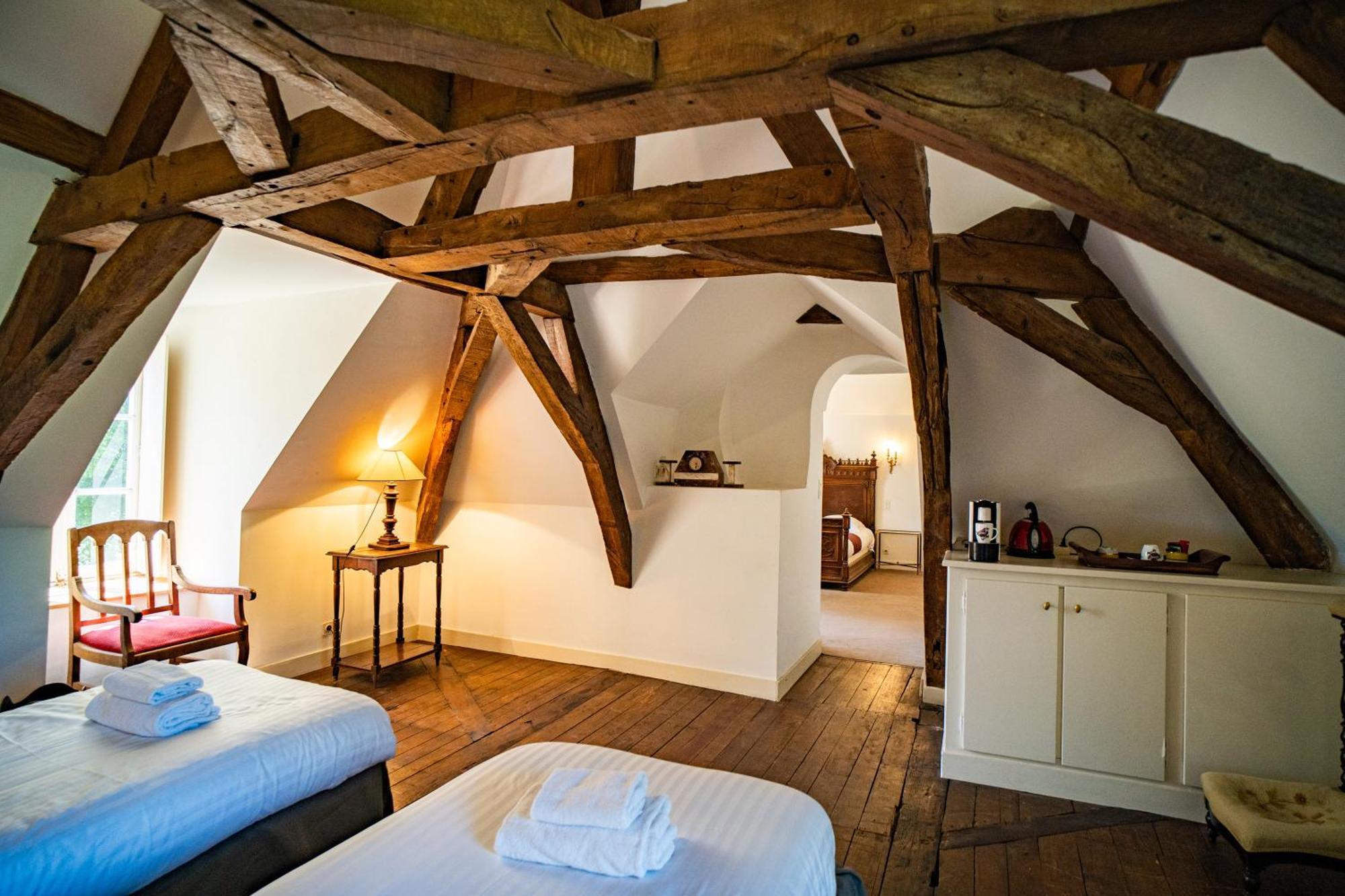 Hotel Haras De La Potardiere Crosmieres Exterior photo